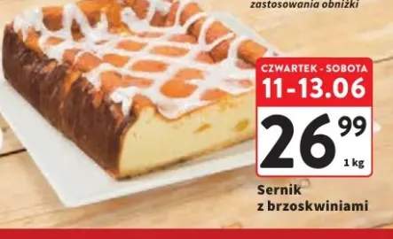 Sernik z brzoskwiniami